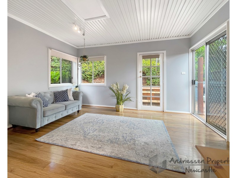 4 Carramar Place, Glendale NSW 2285