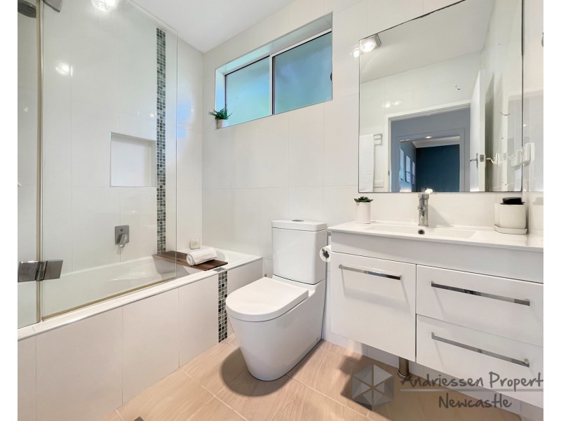 4 Carramar Place, Glendale NSW 2285