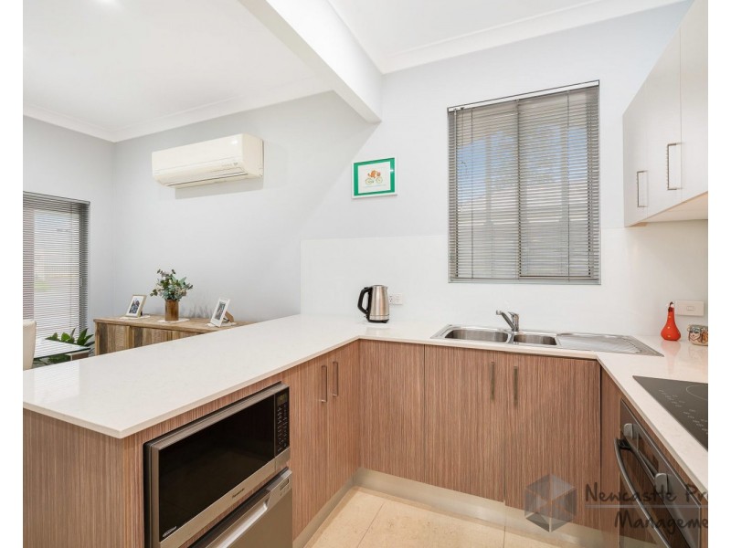 57 Floraville Road, Belmont North NSW 2280