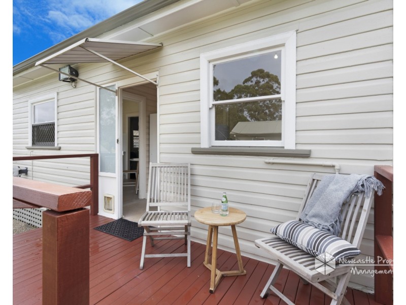 21 Warner Street, Warners Bay NSW 2282
