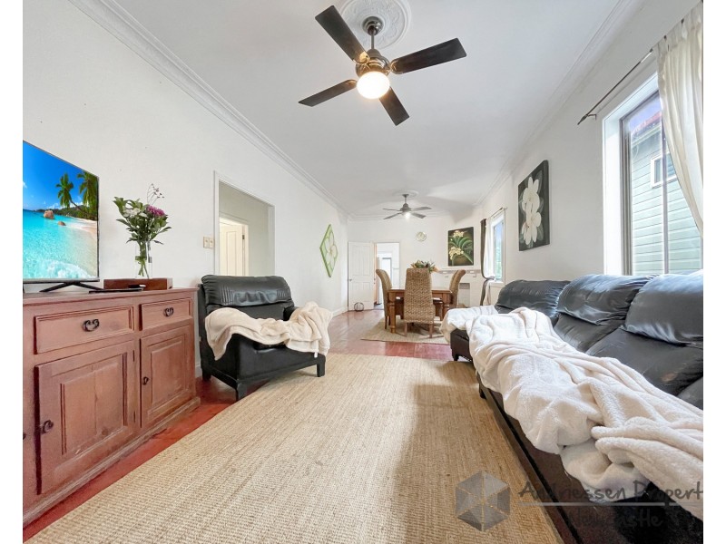 12 Queens Avenue, Cardiff NSW 2285