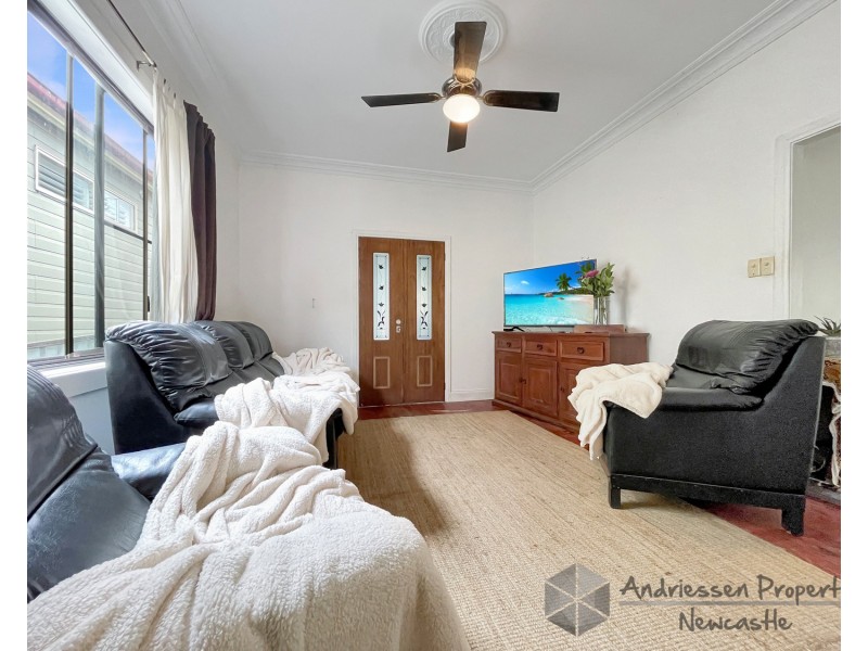 12 Queens Avenue, Cardiff NSW 2285