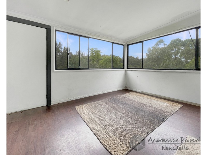 12 Queens Avenue, Cardiff NSW 2285