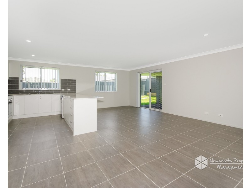 9 Burlington Close, Cameron Park NSW 2285