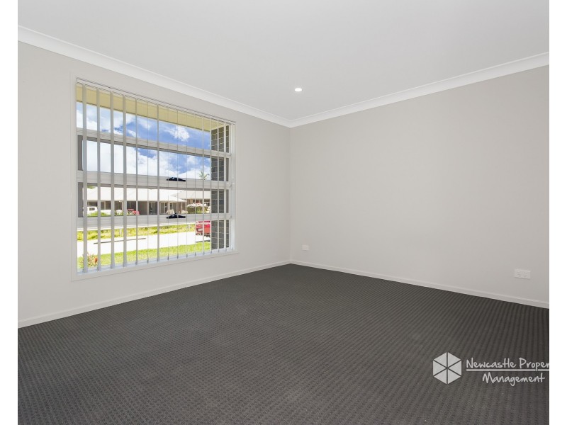 9 Burlington Close, Cameron Park NSW 2285