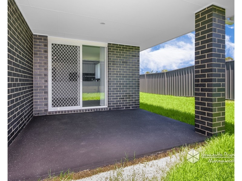 9 Burlington Close, Cameron Park NSW 2285