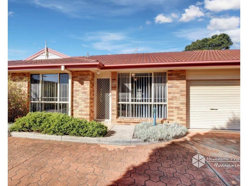 3/2 Teramby Road, Hamilton NSW 2303