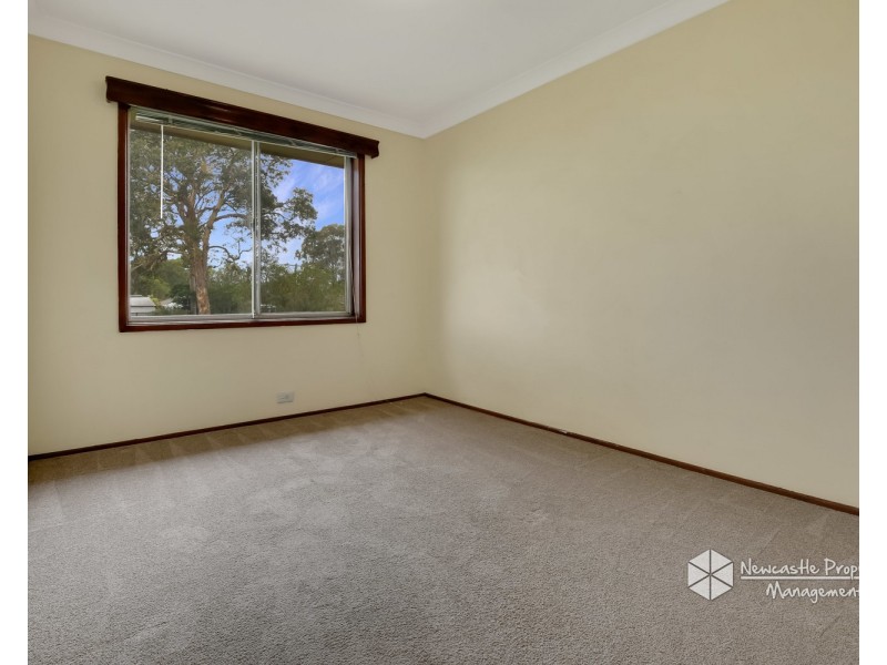 8 Burbank Close, Tarro NSW 2322