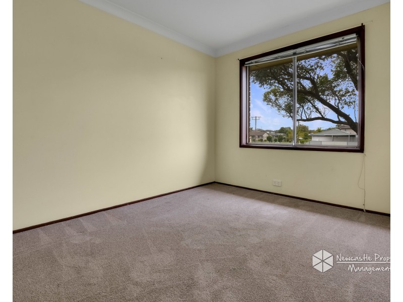 8 Burbank Close, Tarro NSW 2322