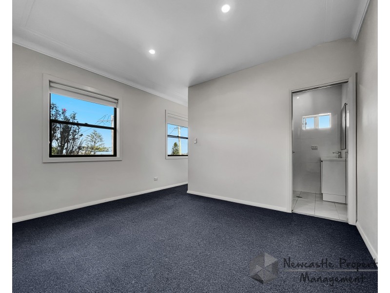 2 Kanundra Street, Belmont North NSW 2280