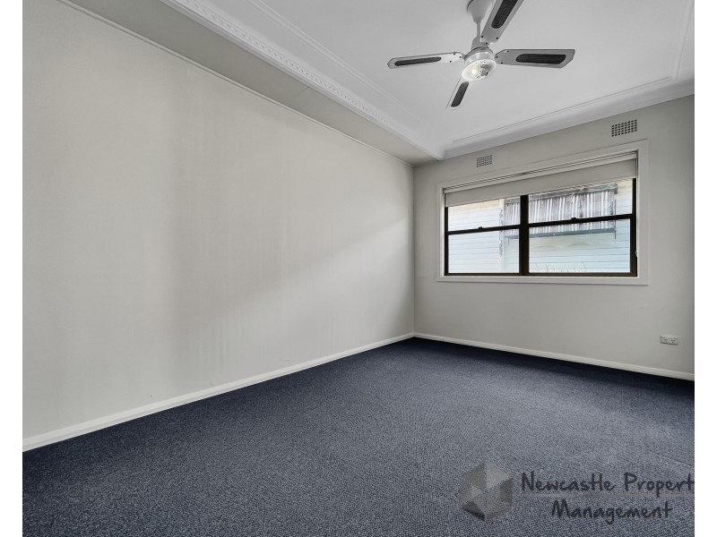 2 Kanundra Street, Belmont North NSW 2280