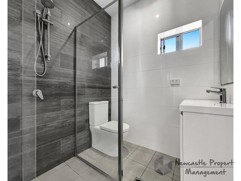 2 Kanundra Street, Belmont North NSW 2280