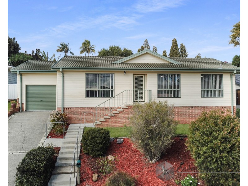 13 Lawson Road, Macquarie Hills NSW 2285