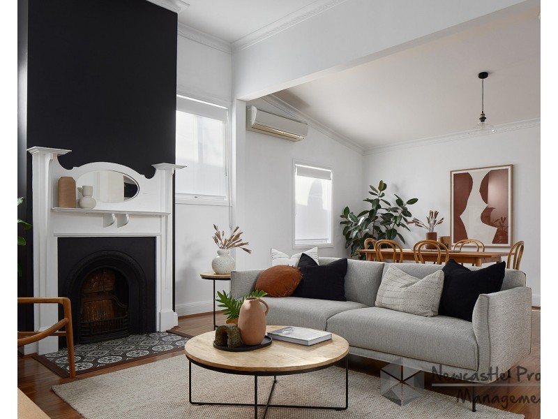 33 Lindsay Street, Hamilton NSW 2303