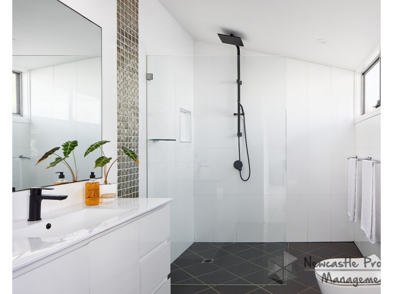 33 Lindsay Street, Hamilton NSW 2303