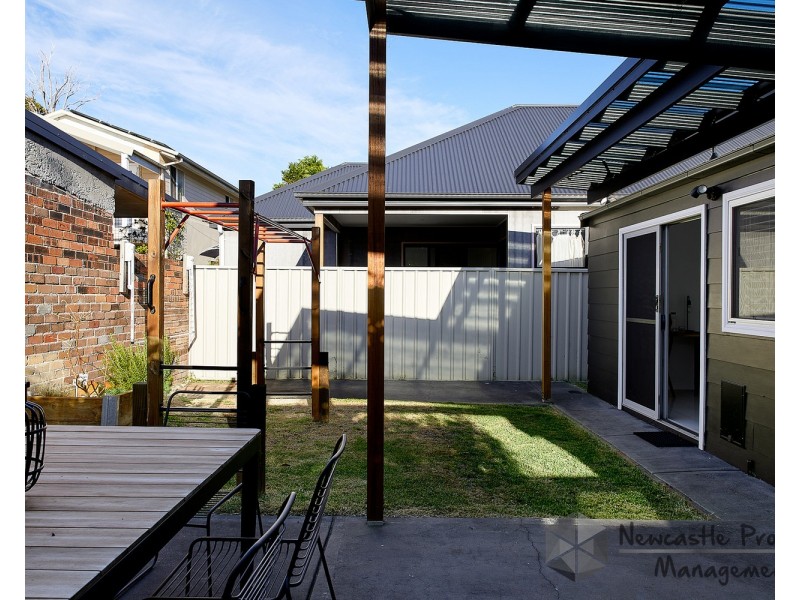 33 Lindsay Street, Hamilton NSW 2303