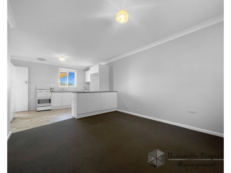 1/2 Bonarius Street, Warners Bay NSW 2282