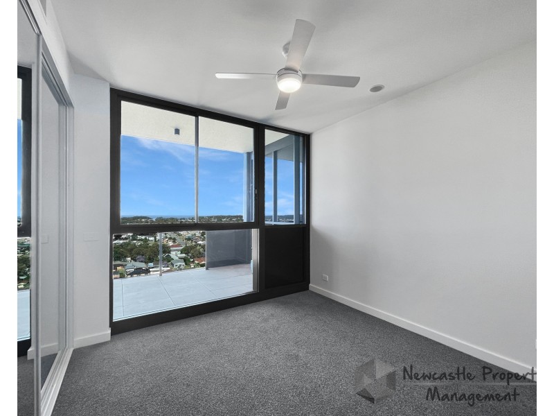 1204/4 Charles Street, Charlestown NSW 2290