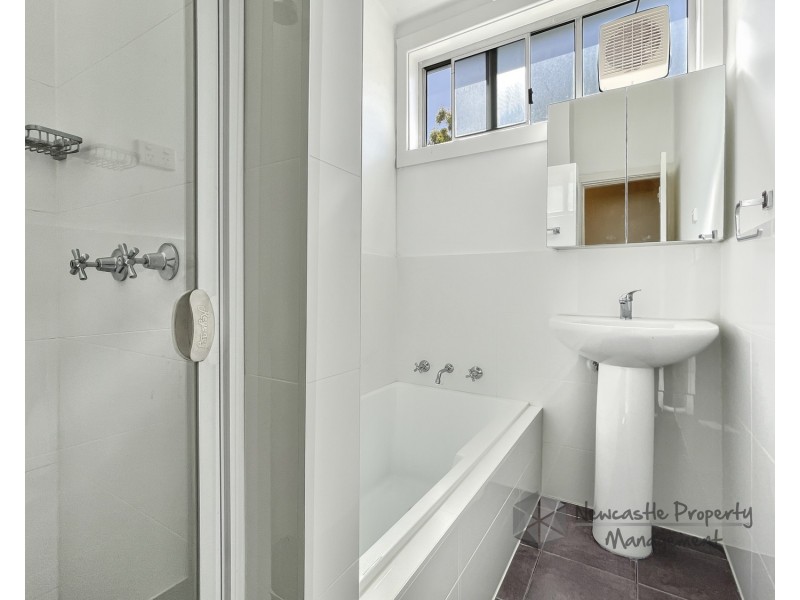 16 Beeson St, Cardiff South NSW 2285