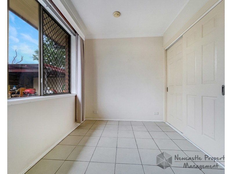 8 Rose Avenue, Glendale NSW 2285