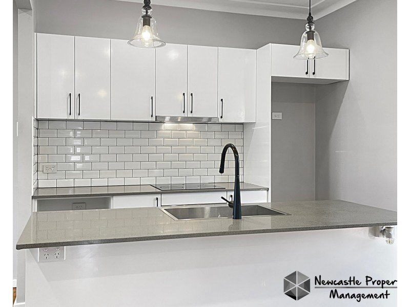 43 Woodstock Street, Mayfield NSW 2304