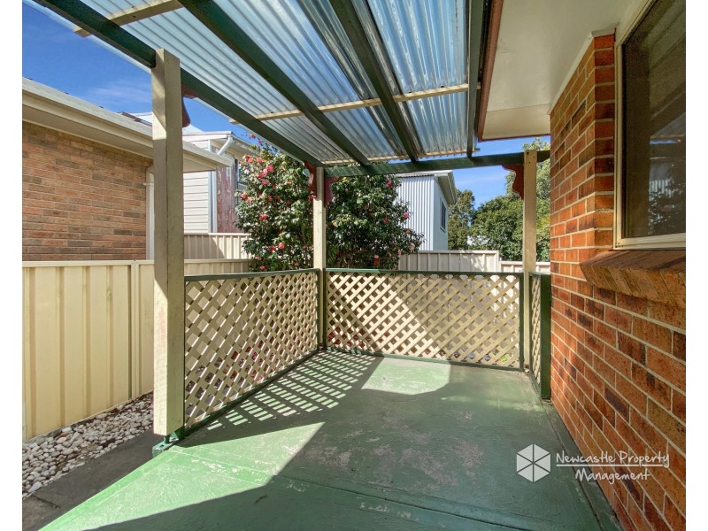 2/9a Section Street, Mayfield NSW 2304
