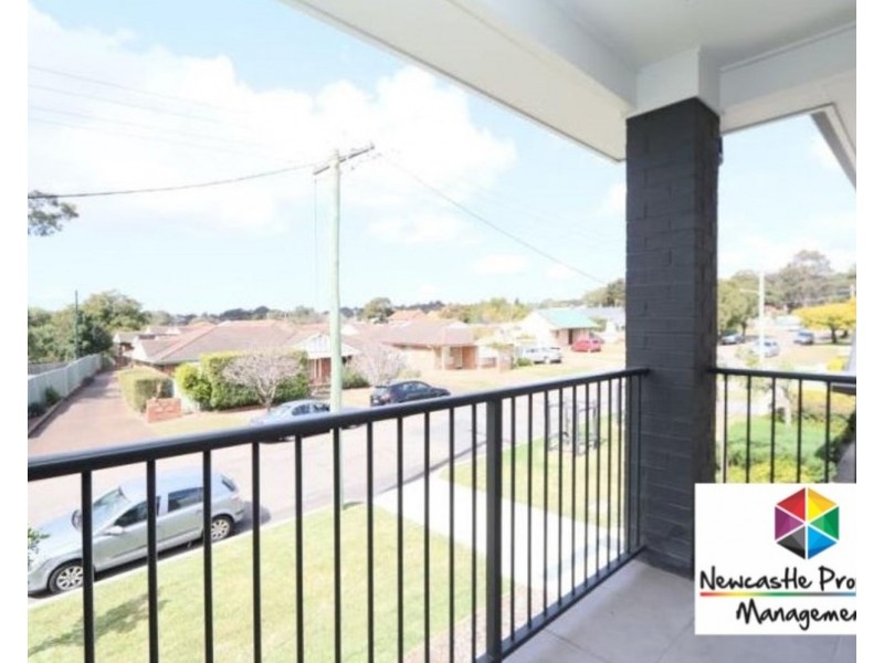 1/4 Crest Road, Wallsend NSW 2287