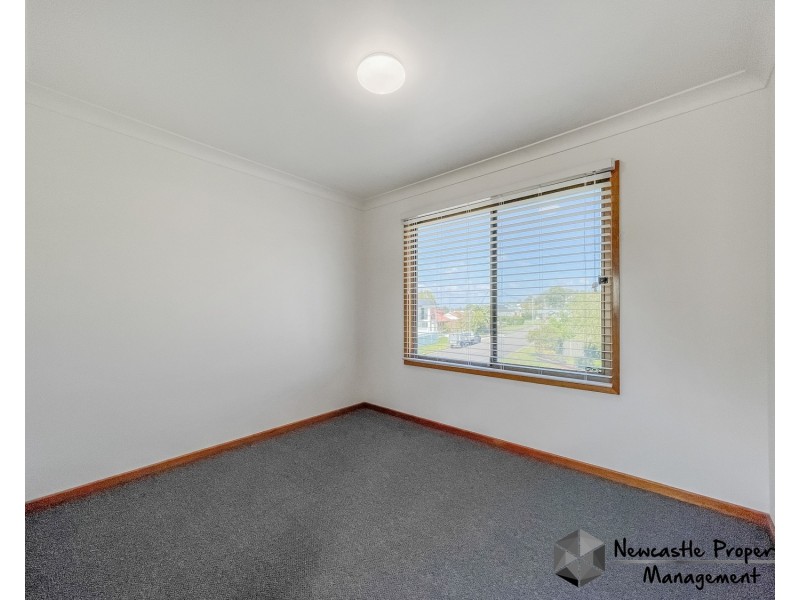 16 Maurie Avenue, Warners Bay NSW 2282