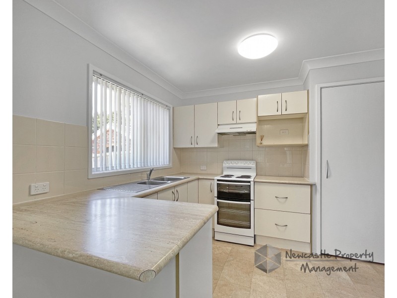 1 Valiant Crescent, Valentine NSW 2280