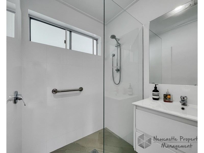 7 George Street, Glendale NSW 2285