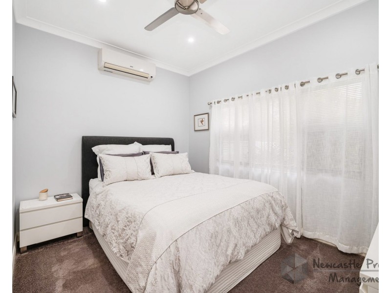 57 Floraville Road, Belmont North NSW 2280