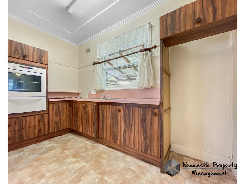 12 Roath Street, Cardiff NSW 2285