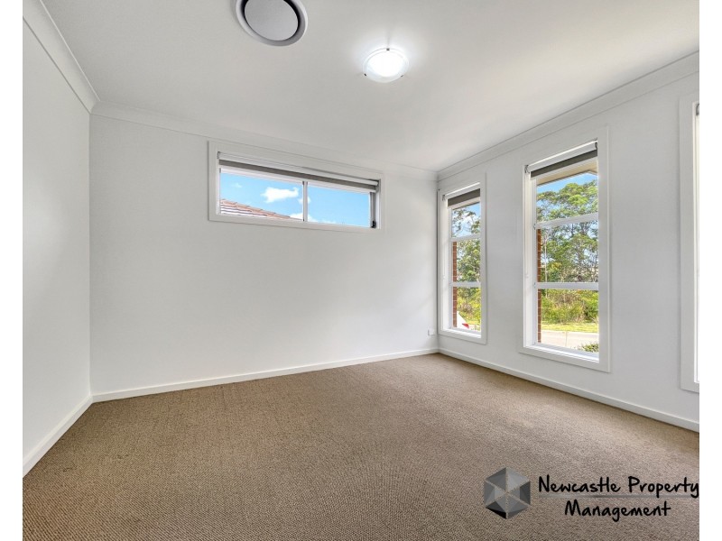 12 Tarkalong Street, Edgeworth NSW 2285