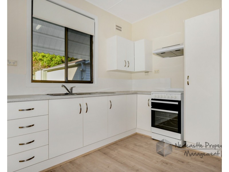 170 Coal Point Road, Coal Point NSW 2283