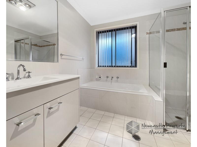 3 Macon Way, Cameron Park NSW 2285