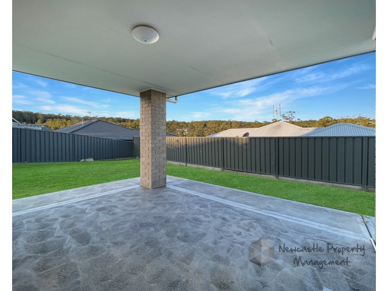 3 Macon Way, Cameron Park NSW 2285