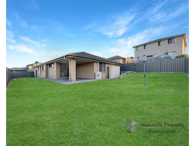 3 Macon Way, Cameron Park NSW 2285