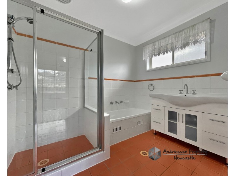 2/66 Myles Avenue, Warners Bay NSW 2282