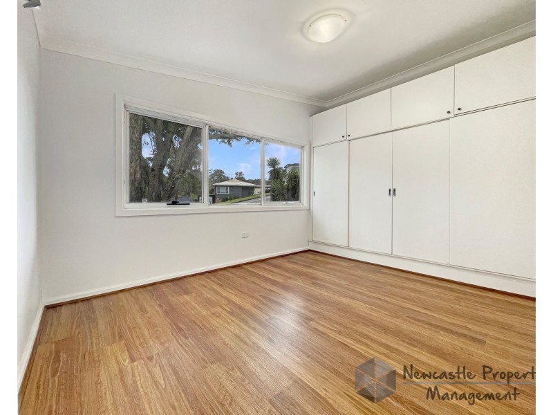 12 Cambridge Drive, Garden Suburb NSW 2289