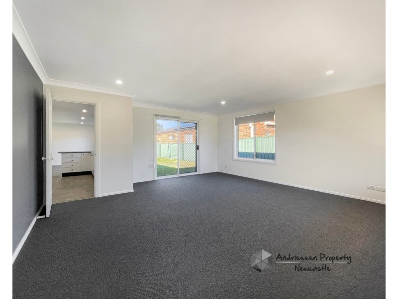5 Albatross Avenue, Cameron Park NSW 2285