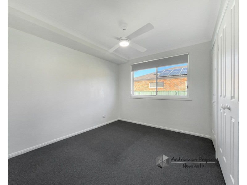 5 Albatross Avenue, Cameron Park NSW 2285
