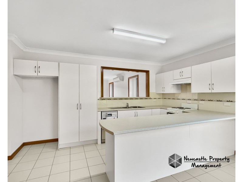 2 Lawford Close, Warners Bay NSW 2282