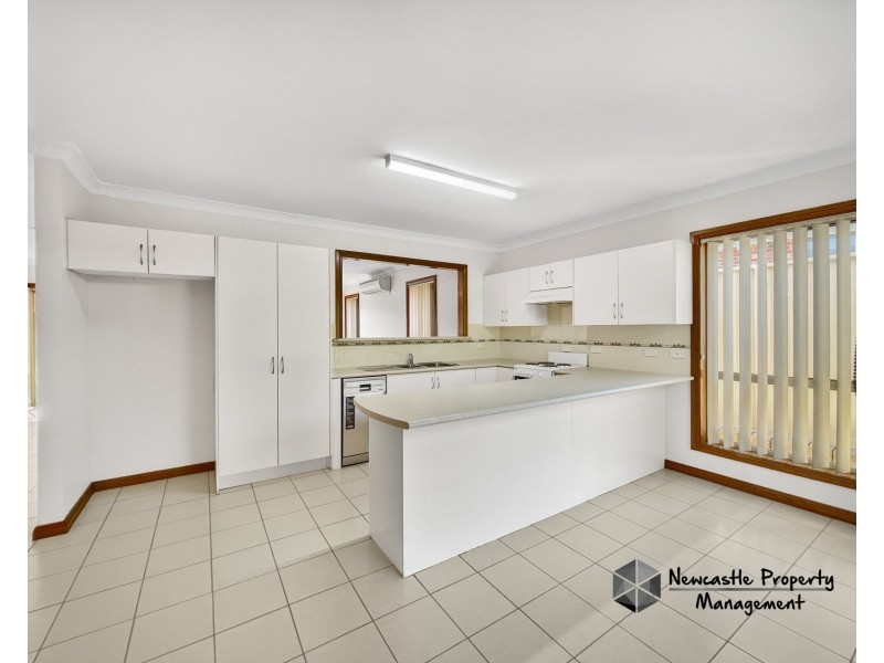 2 Lawford Close, Warners Bay NSW 2282