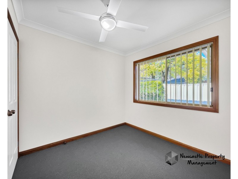 2 Lawford Close, Warners Bay NSW 2282