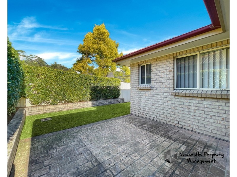 2 Lawford Close, Warners Bay NSW 2282