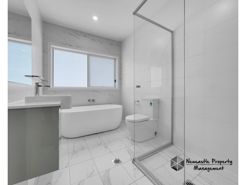 1 Silver Gum Circuit, Edgeworth NSW 2285