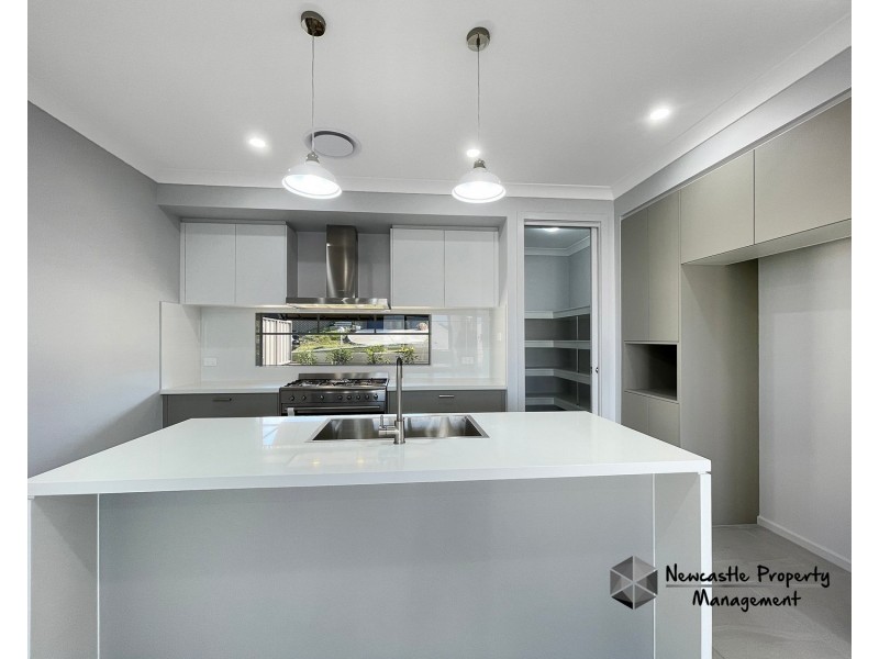 6 Brushworth Drive, Edgeworth NSW 2285
