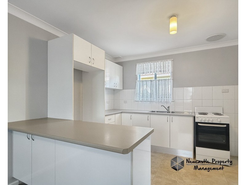 2/2 Bonarius Street, Warners Bay NSW 2282