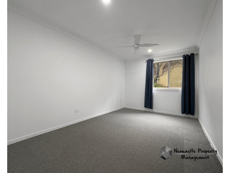 19 Stuart Street, Kotara South NSW 2289