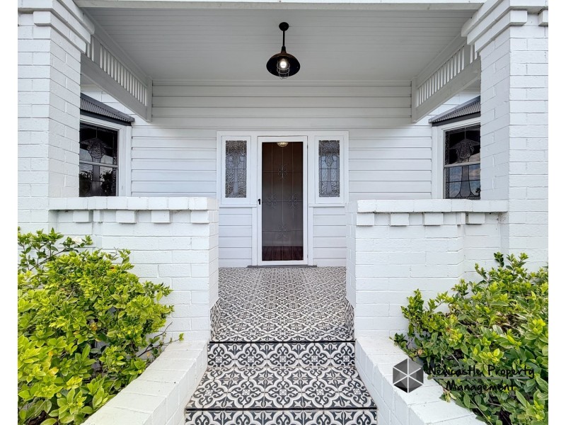 2 Prince Street, Waratah NSW 2298